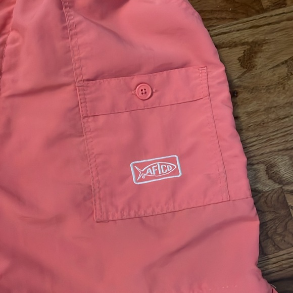 Aftco Shorts - Picture 2 of 5